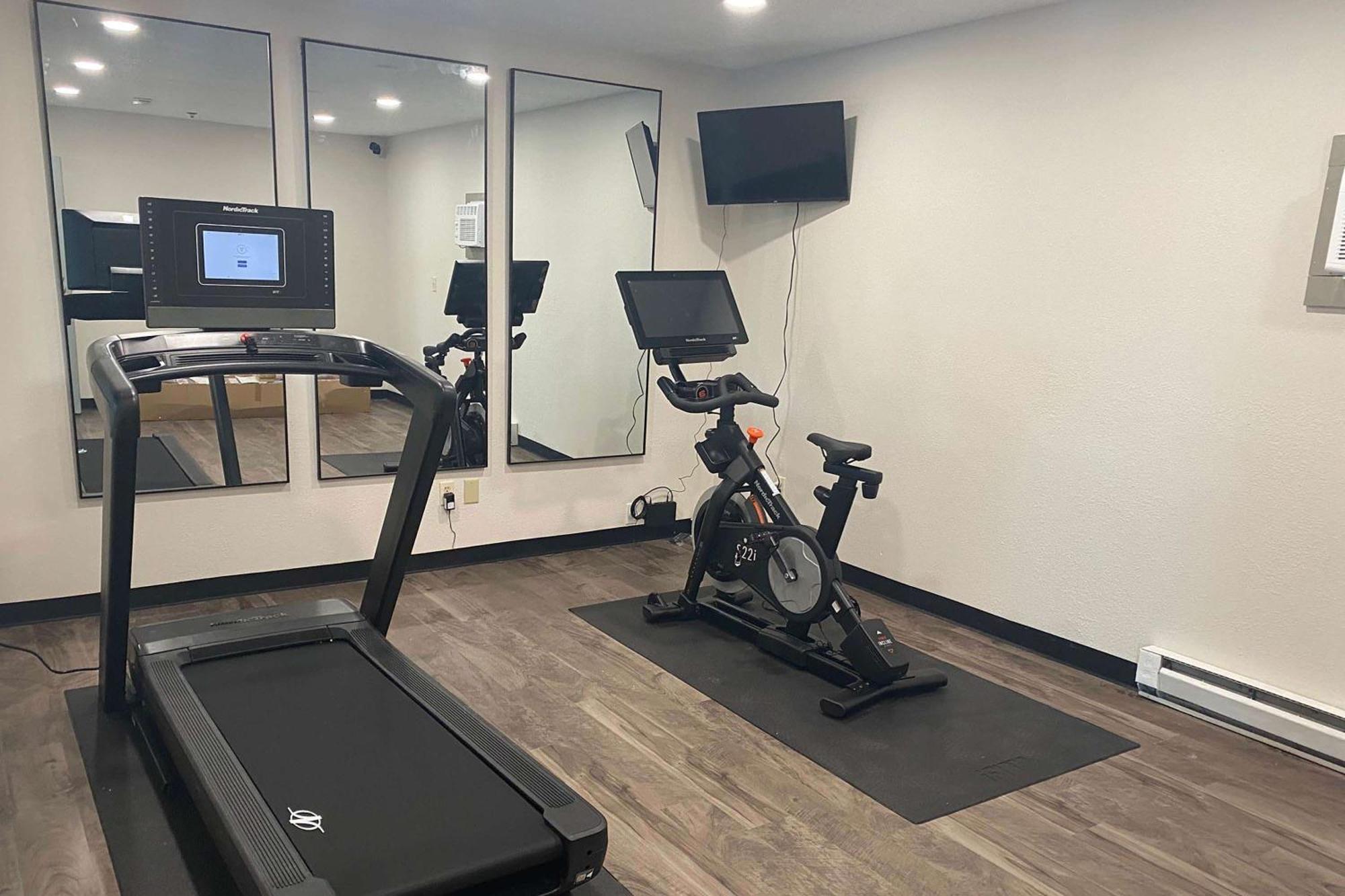 Baymont By Wyndham Danville Il Екстериор снимка