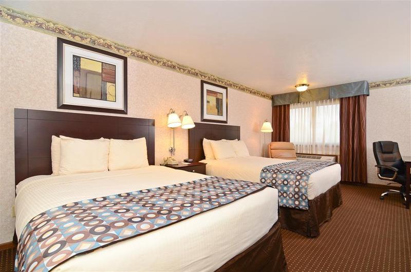 Baymont By Wyndham Danville Il Екстериор снимка