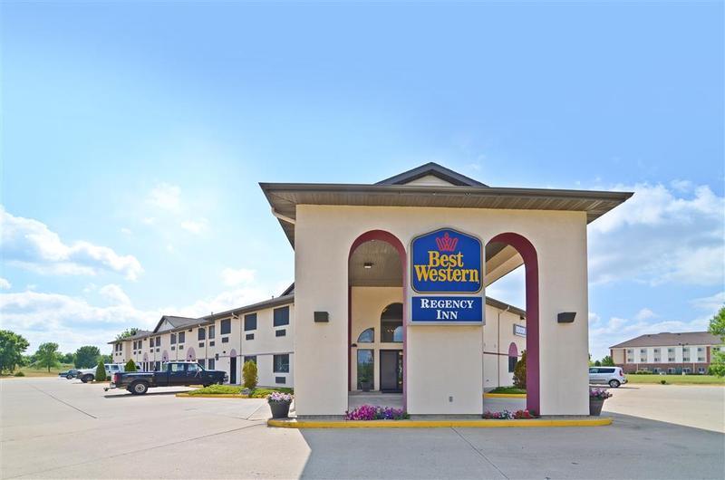Baymont By Wyndham Danville Il Екстериор снимка