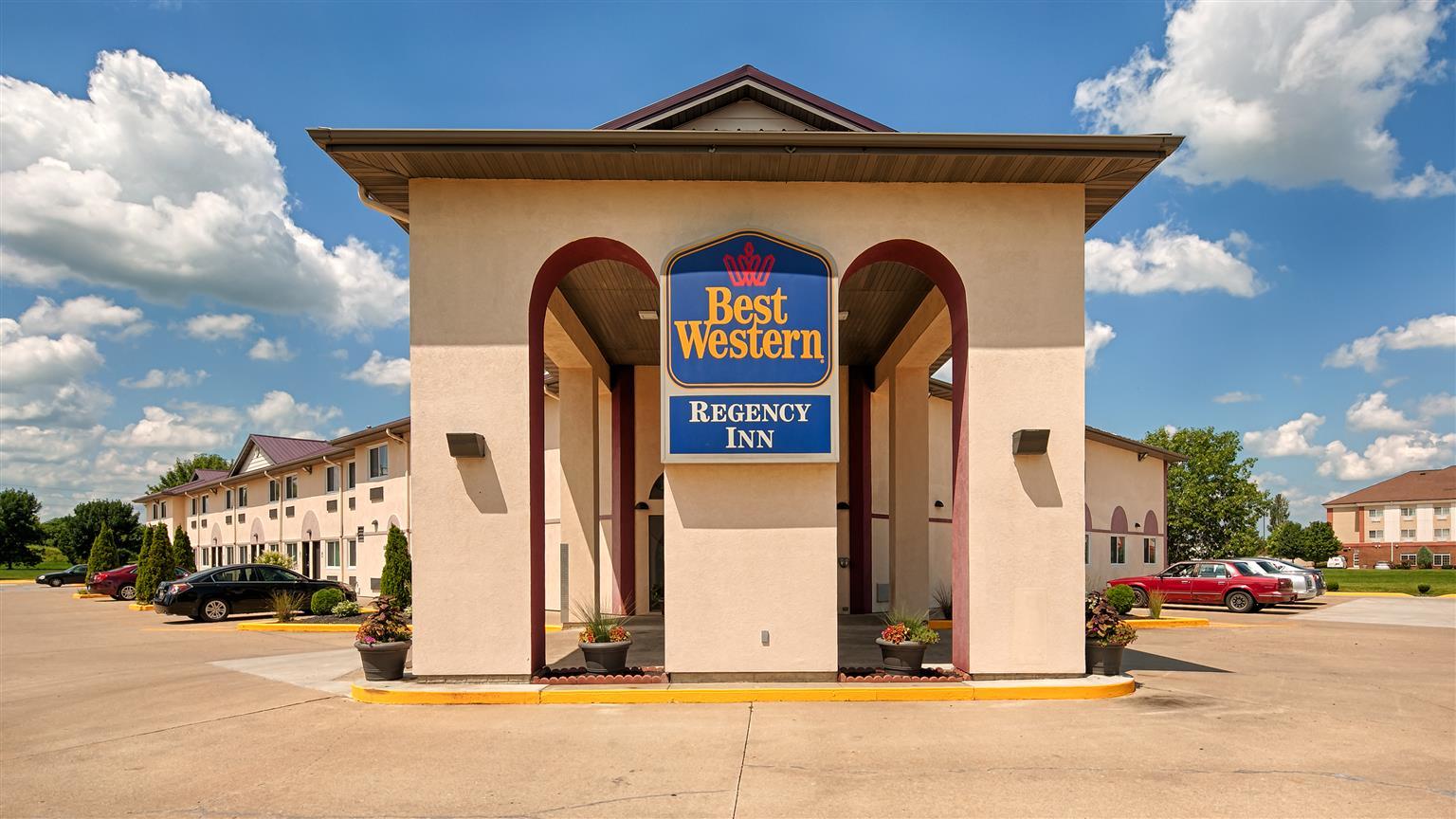 Baymont By Wyndham Danville Il Екстериор снимка