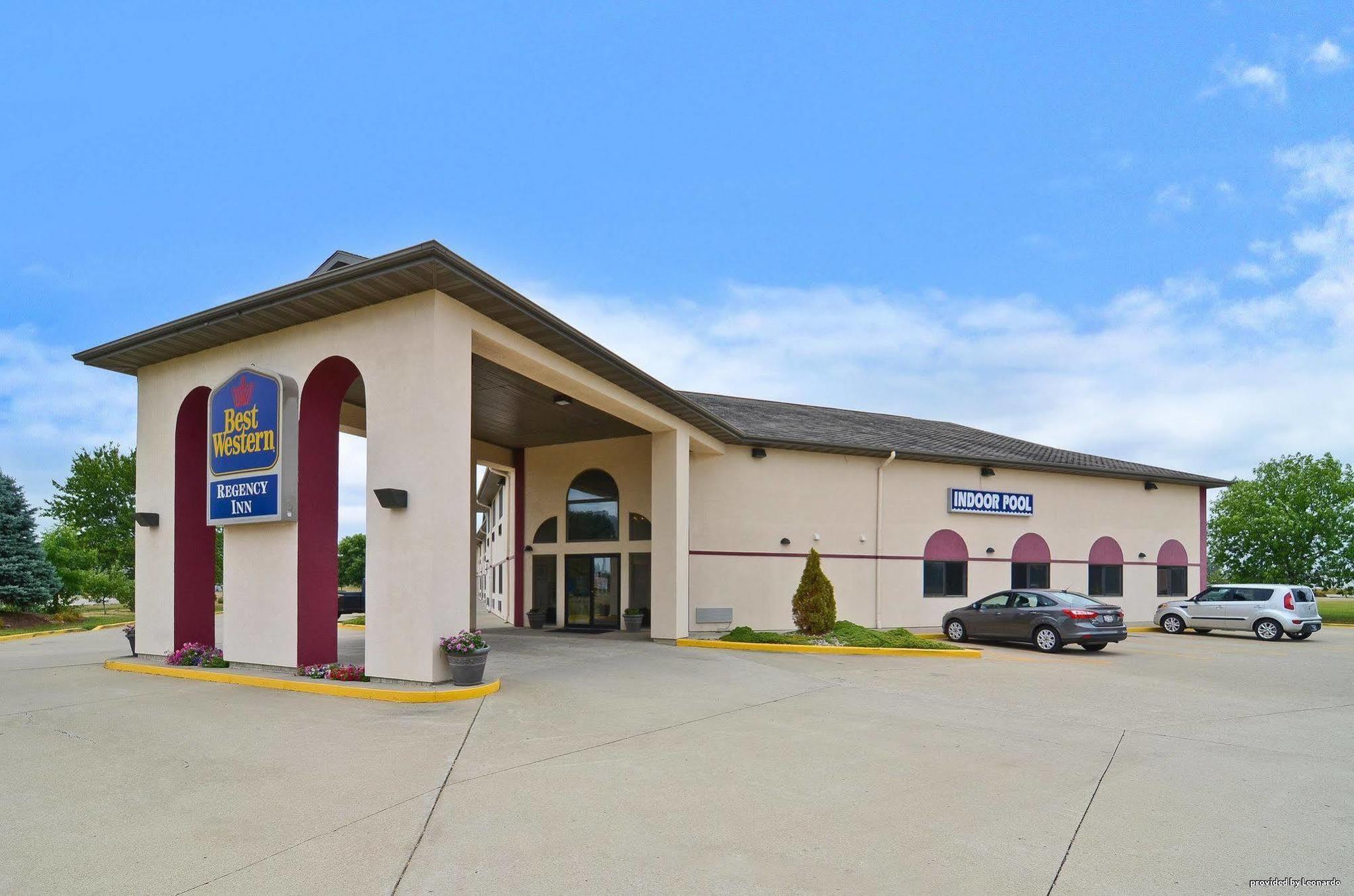 Baymont By Wyndham Danville Il Екстериор снимка