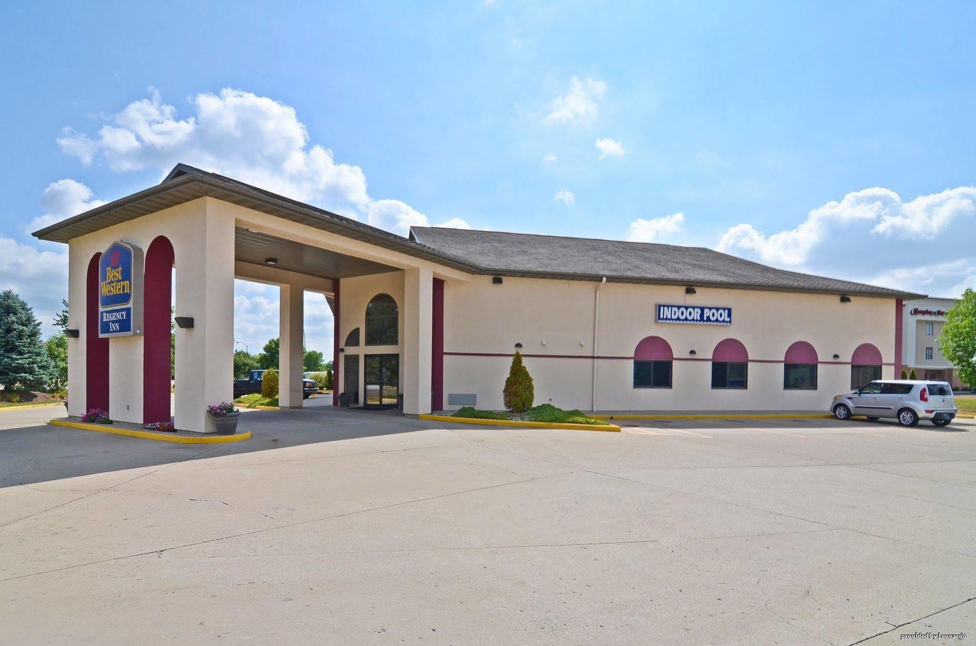 Baymont By Wyndham Danville Il Екстериор снимка